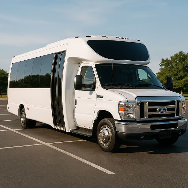 Duluth Minibus Company 20 Passenger Minibus