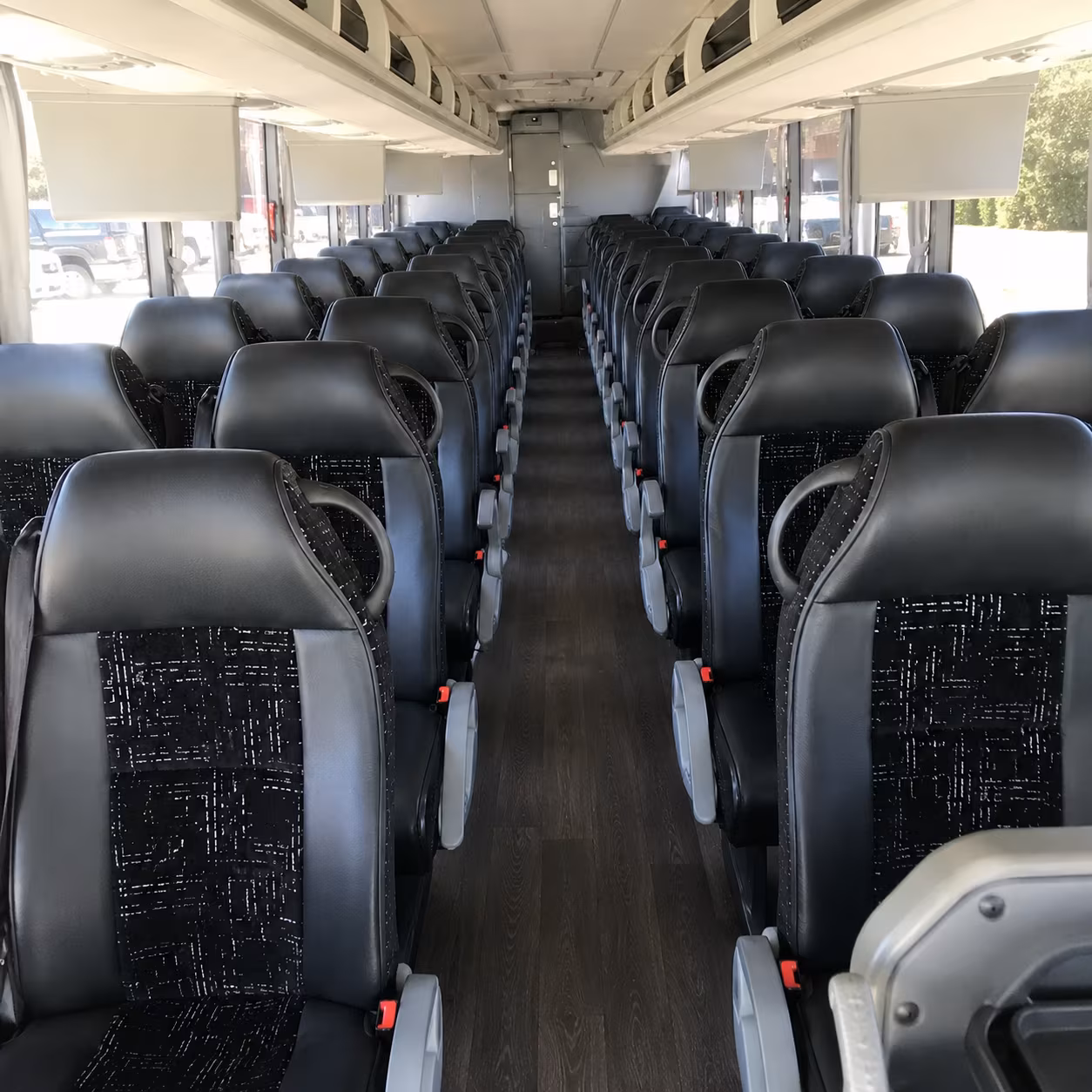 book a bus for your next corporate event 1