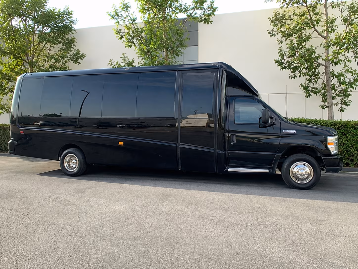 book a bus for your next wedding 4
