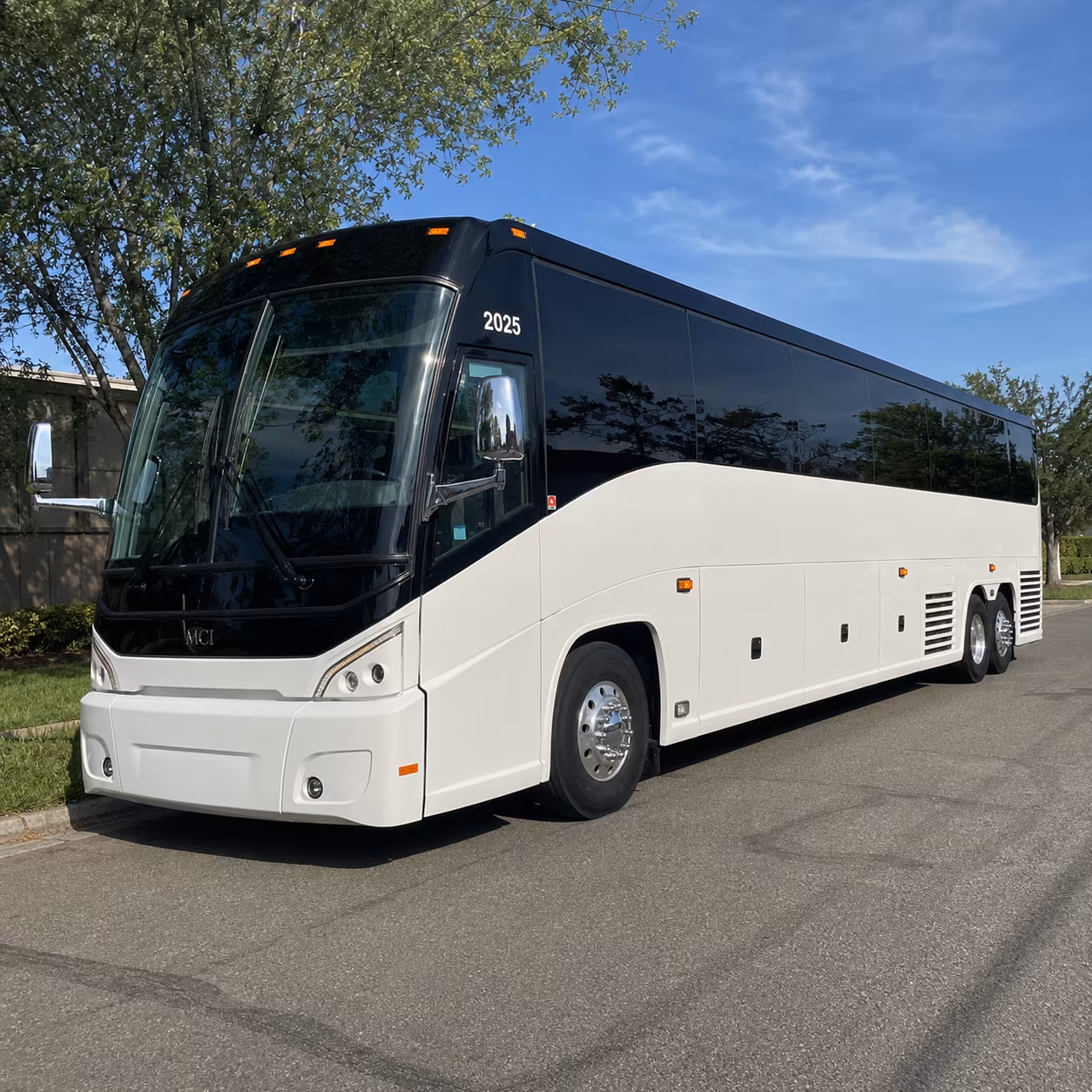 charter bus rentals for duluth area museum and arts field trips