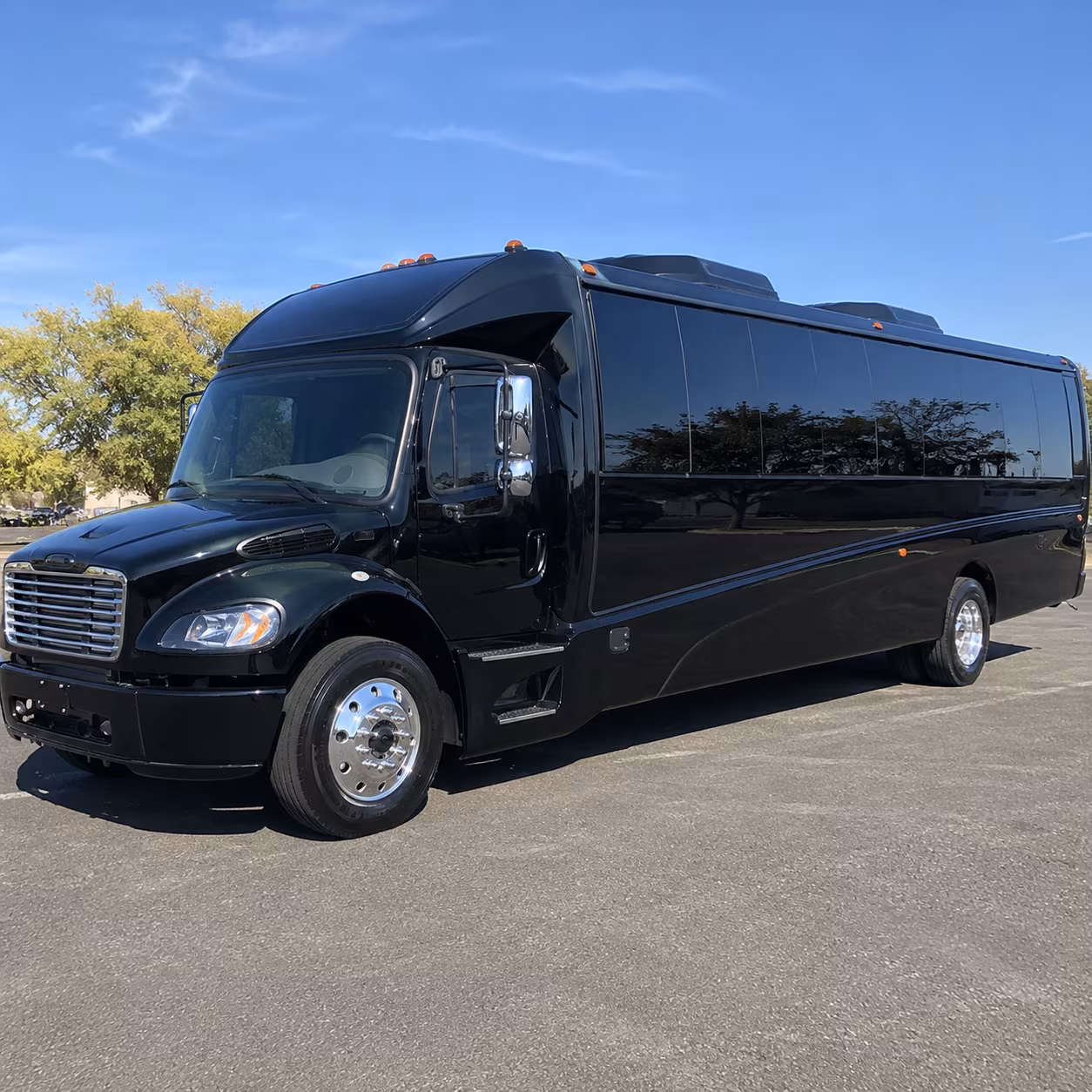 duluth 25 passenger minibus