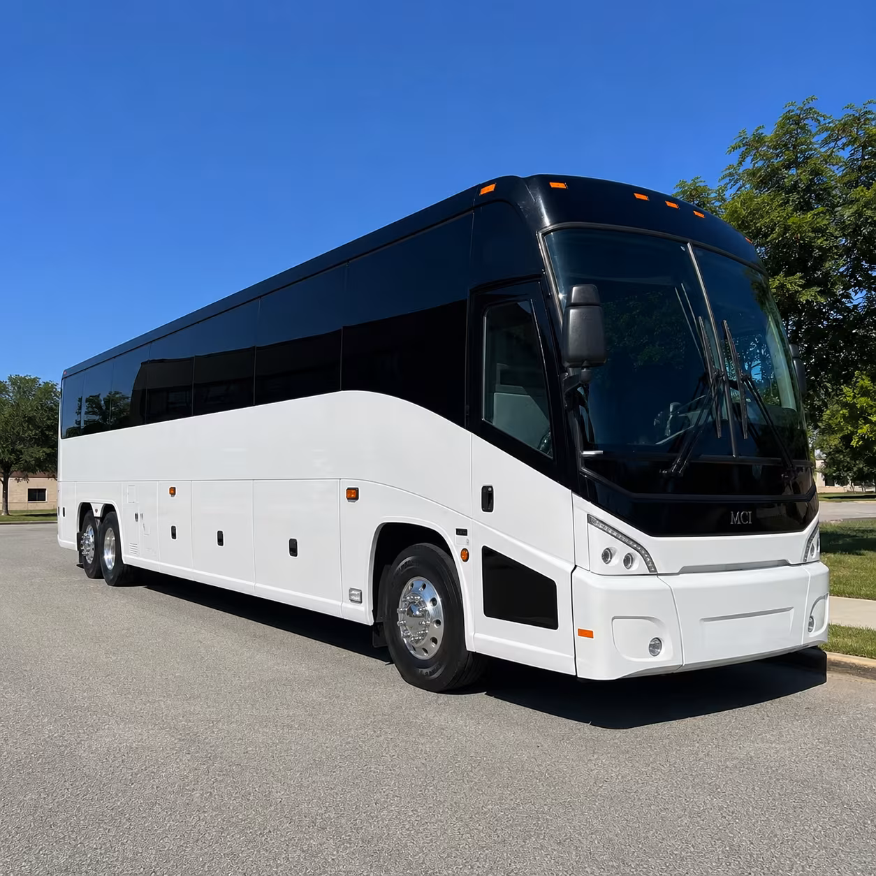 duluth 40 passenger charter bus