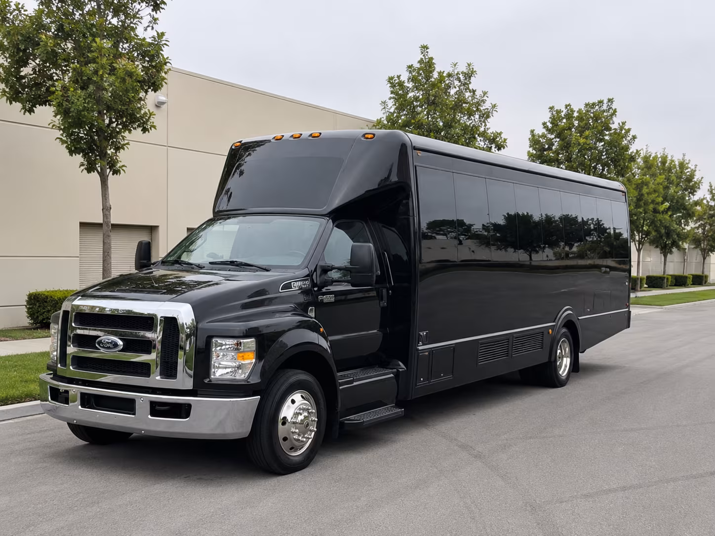 duluth anniversary party bus rental