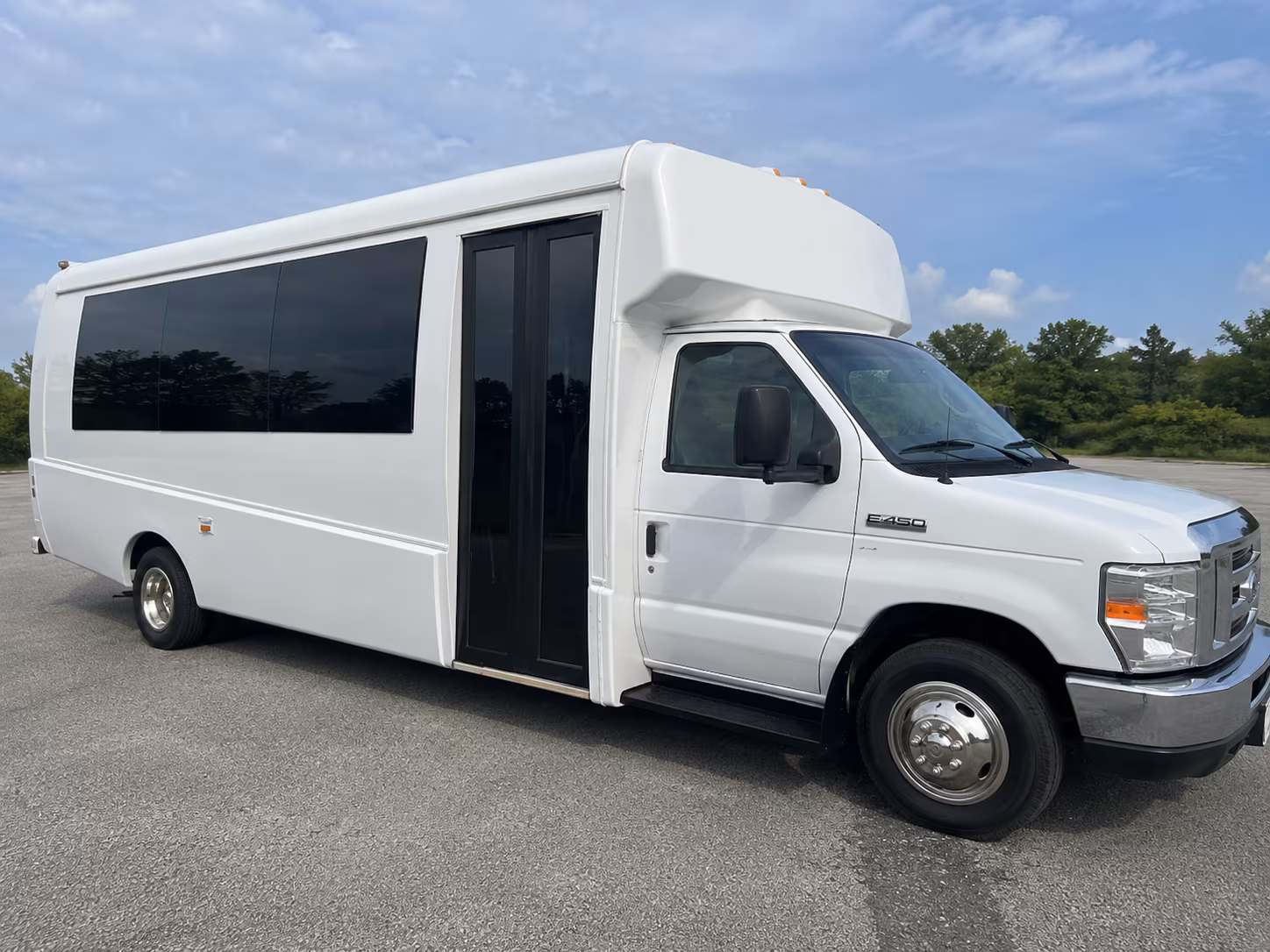 duluth birthday party bus rentals for brewery and distillery tours