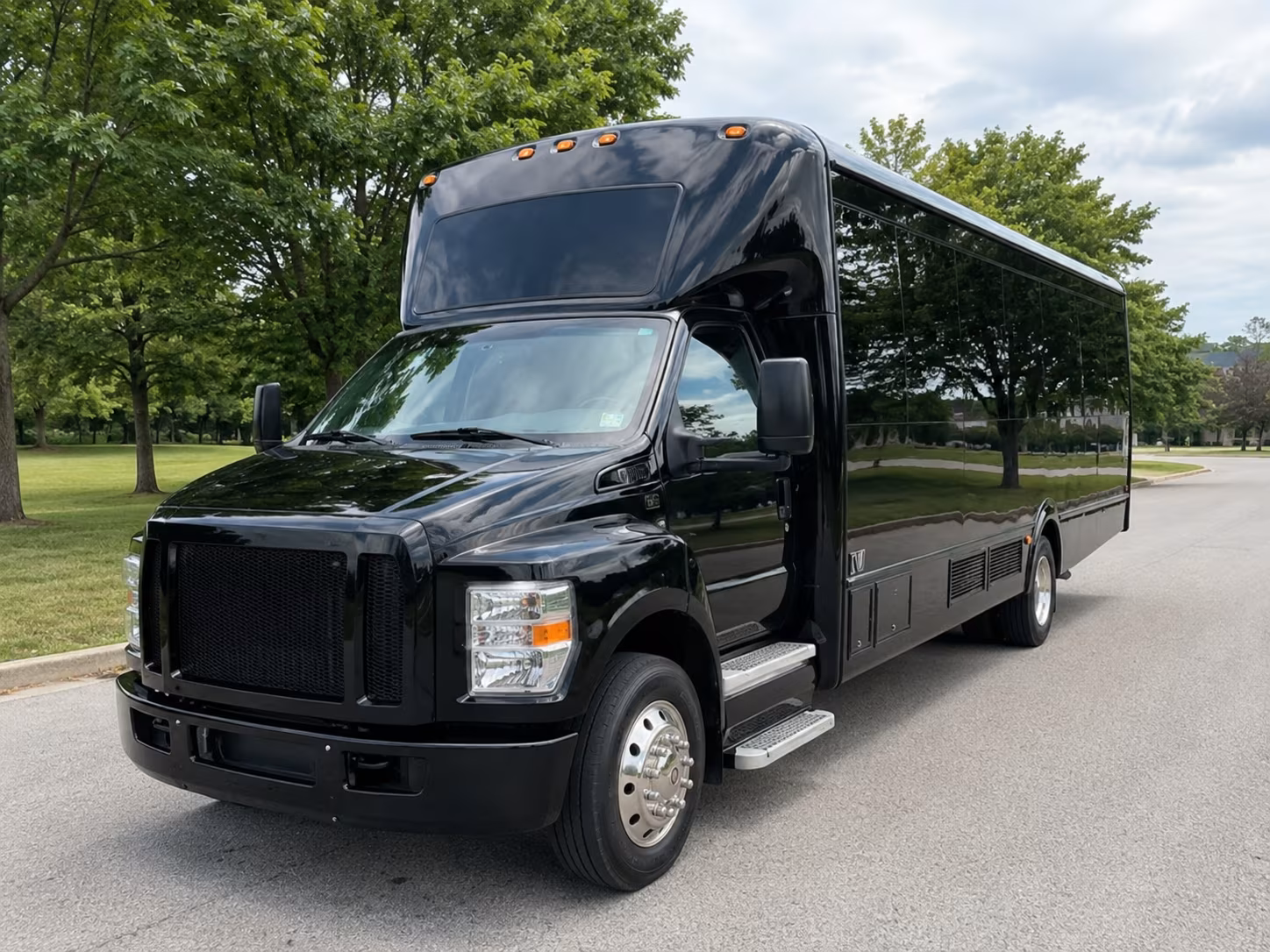 duluth concert party bus rental