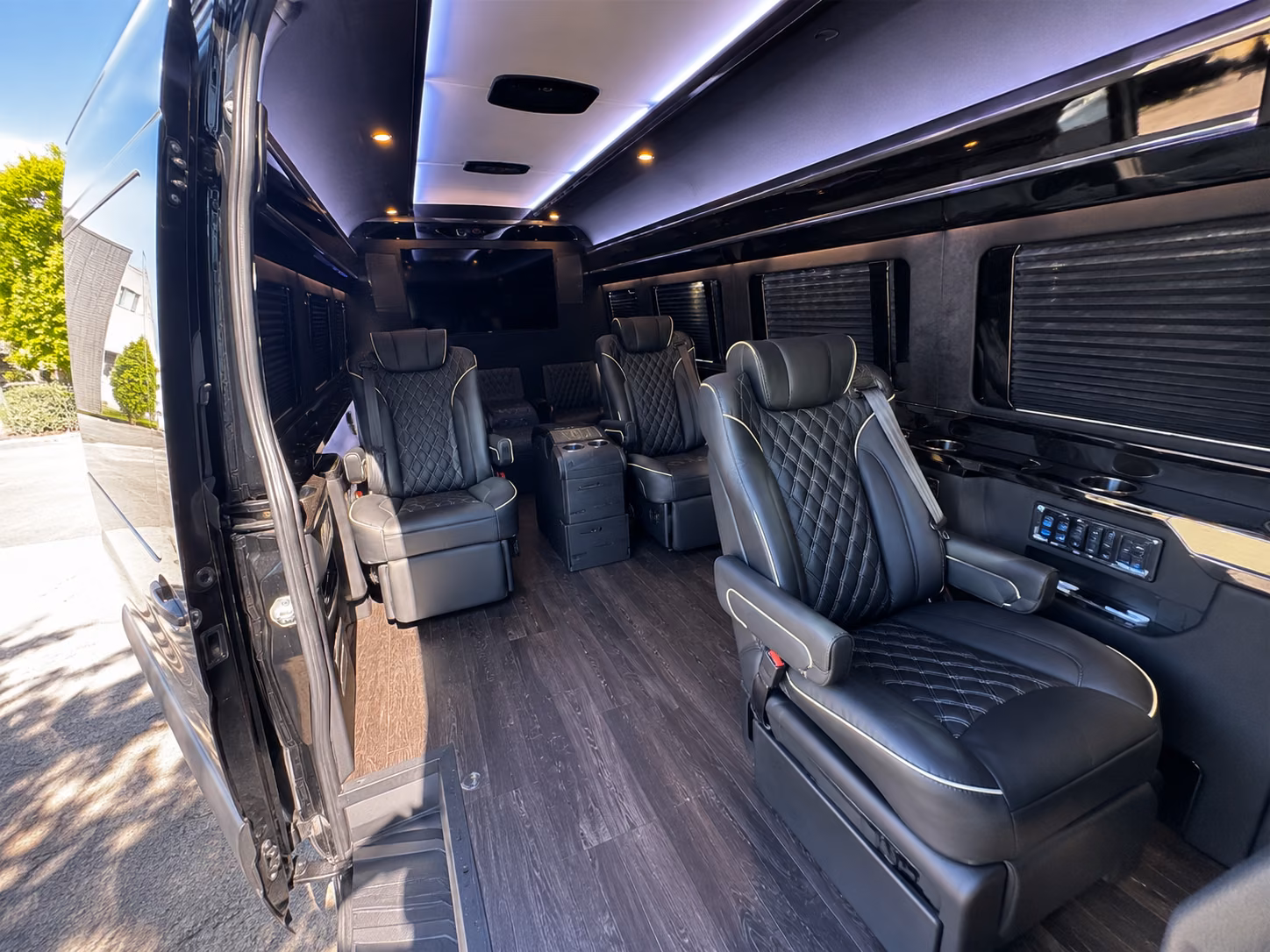 duluth sprinter van with driver inside