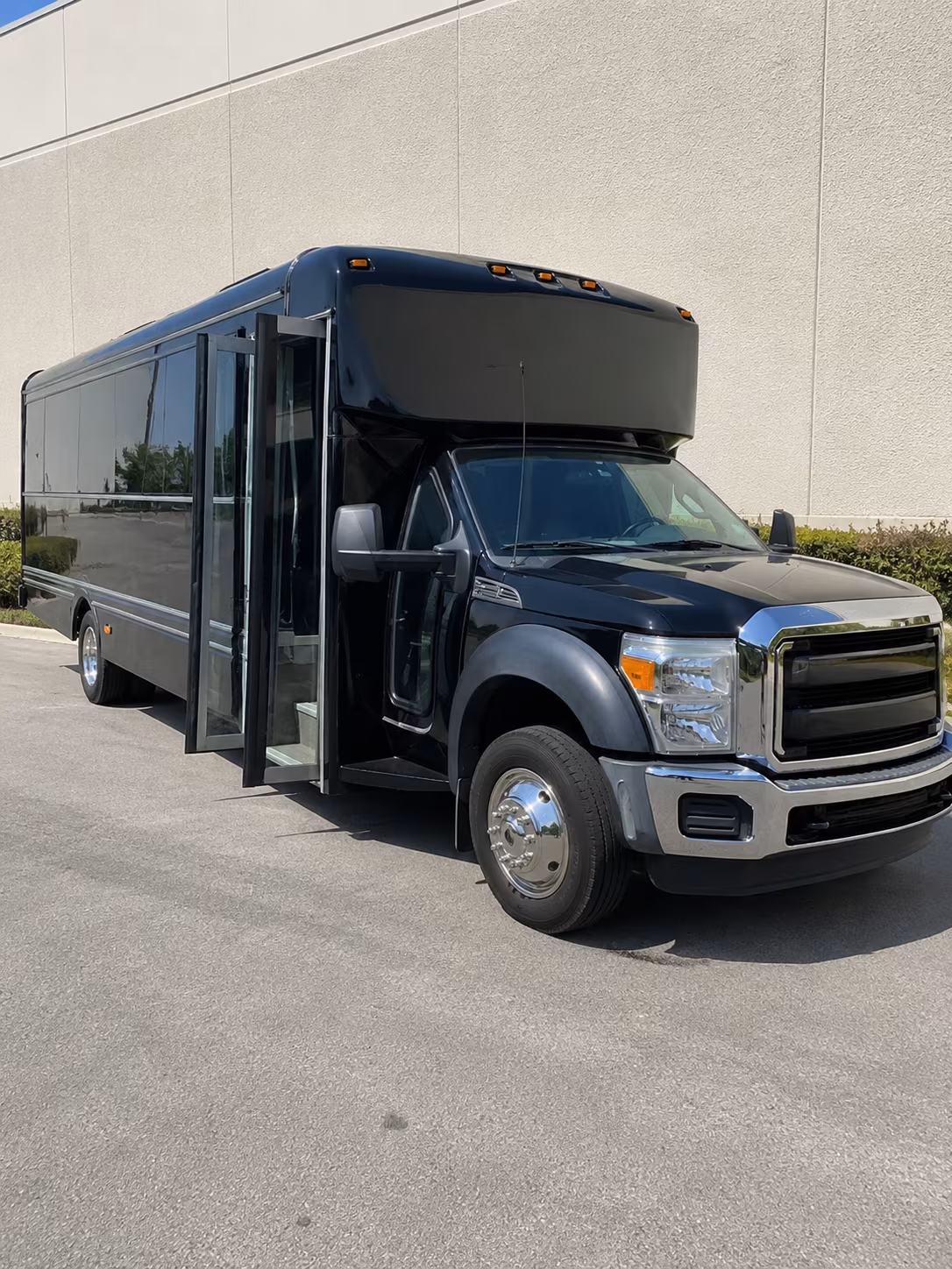 party buses for duluth bachelorette bar crawls through canal park